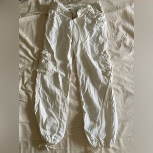 Brandy Melville white cargo pants 100% cotton